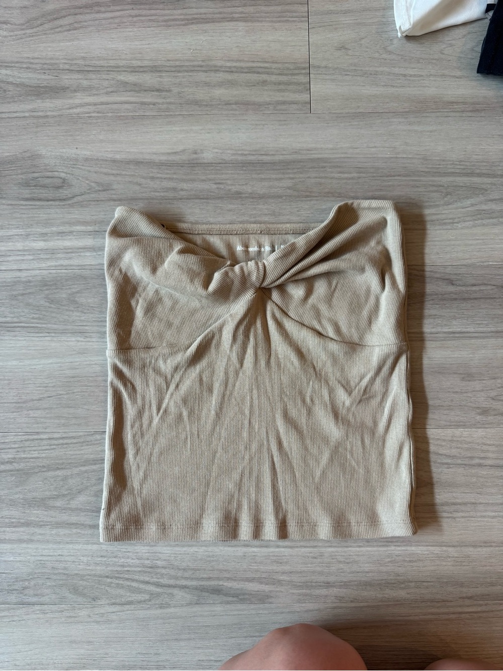 Abercrombie & Fitch Neutral Ribbed Twist Tube Top